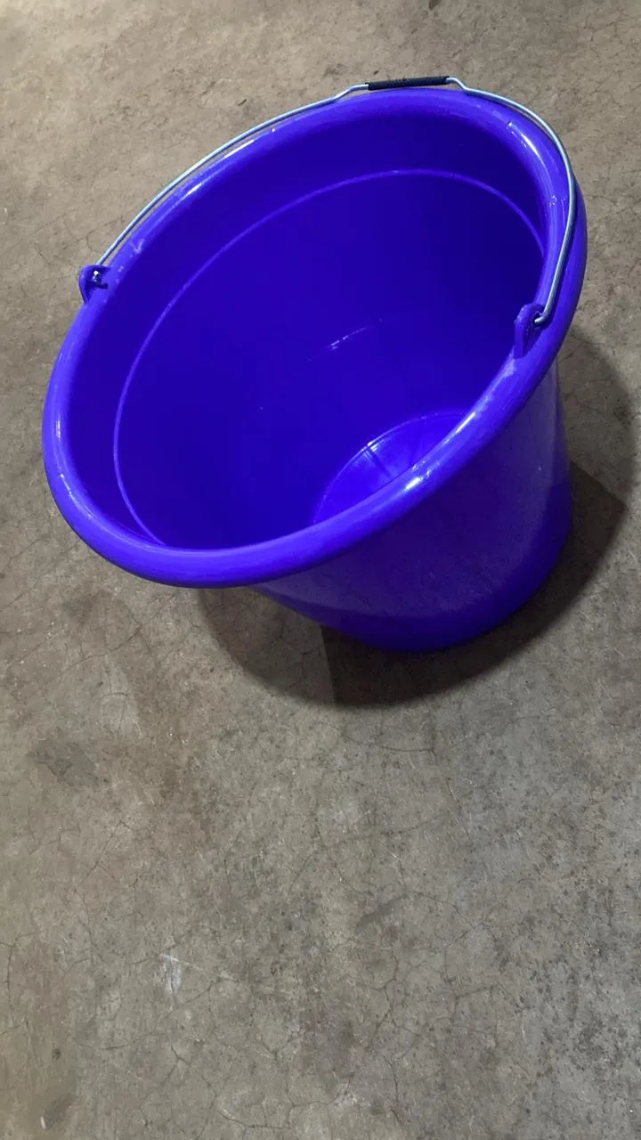 20litre Complast buckets 40pcs wholesale image 2
